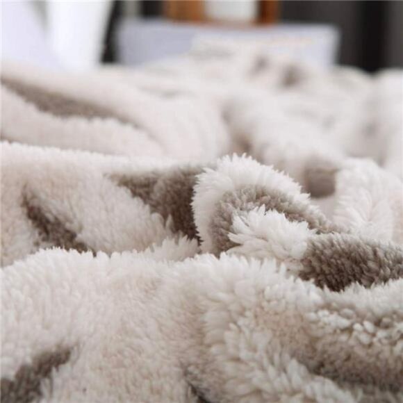 Sherpa Fleece Blanket Soft Warm Throw Blanket Cozy Bed Couch Sofa Grey 51x63 - Picture 4 of 7